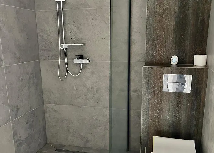 Dom Na Wynajem Srem 52 * Nochowo