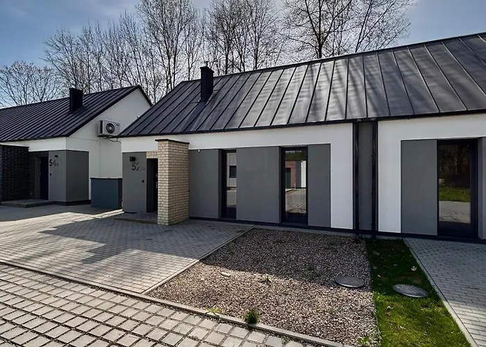 Apartment Dom Na Wynajem Srem 52 Nochowo